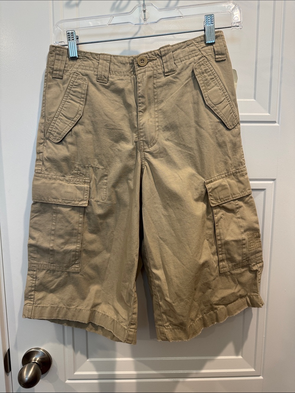 Canyon River Blues Tan Cargo Shorts with Utility Pockets